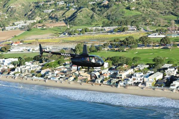 Helicopter tour Los Angeles Coastline Beach
